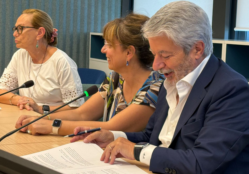 firma contratto Firma contratto